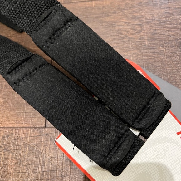 3 for $10 🐥Harbinger Padded Cotton Lifting Straps - Picture 3 of 4